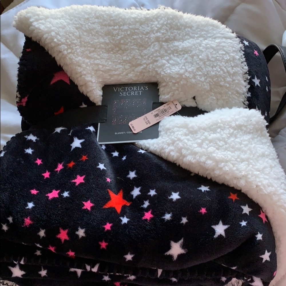 Victoria Secret Sherpa Blanket